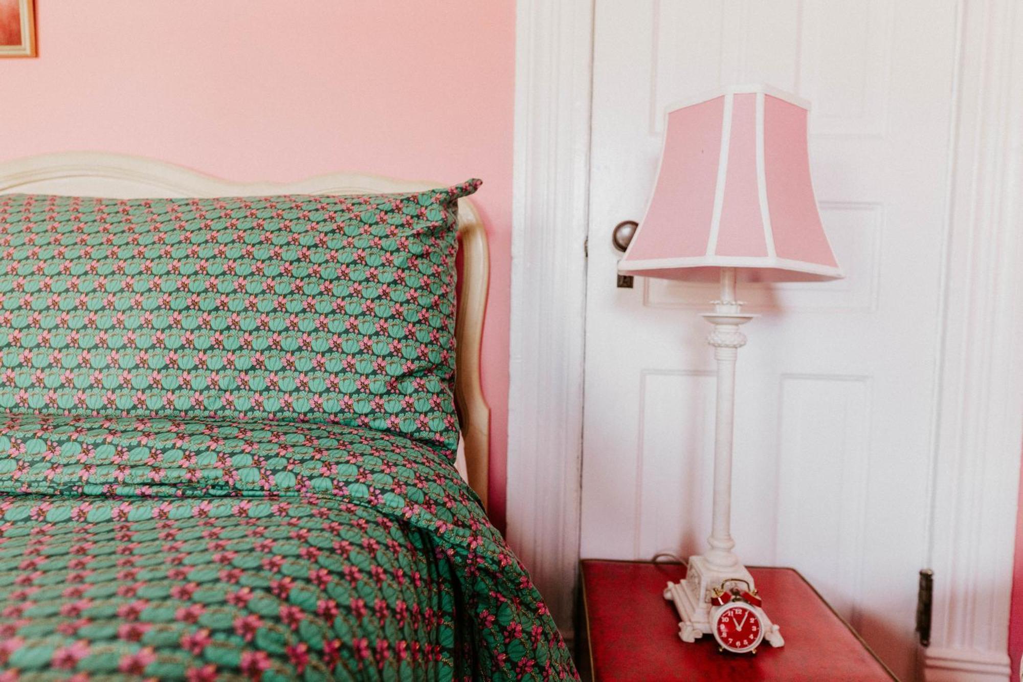 Retro Gem Box Victorian Steps From Irvine Park Apartment Saint Paul Ngoại thất bức ảnh