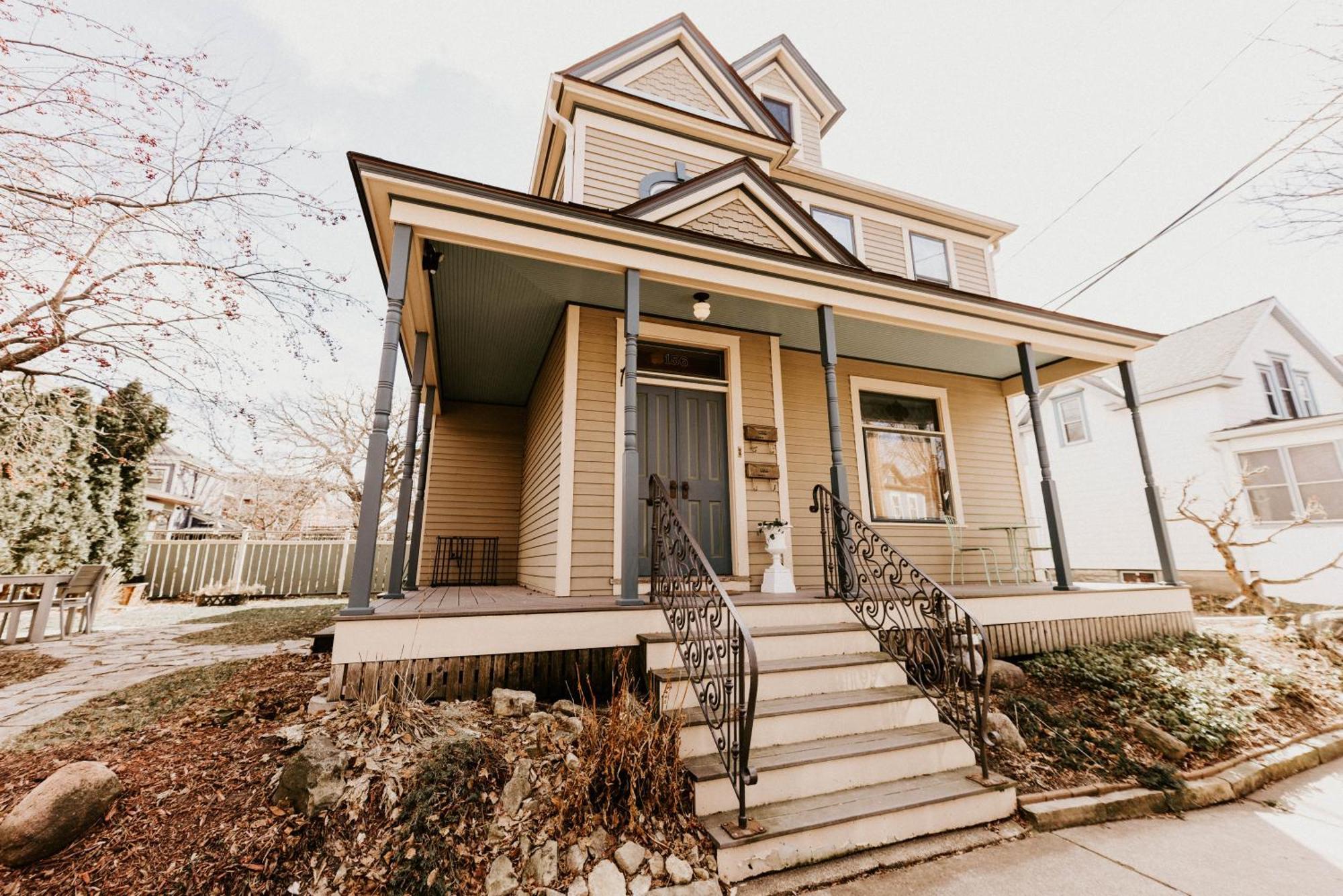 Retro Gem Box Victorian Steps From Irvine Park Apartment Saint Paul Ngoại thất bức ảnh